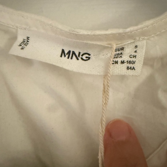 NWT Mango White Eyelet Collar Blouse - Picture 3 of 3